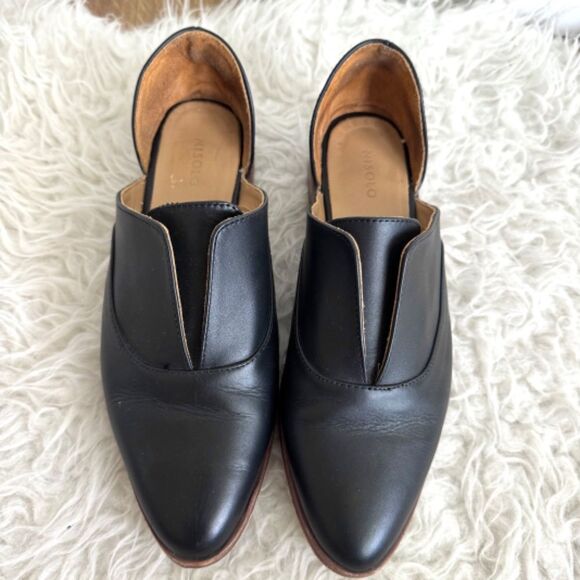 Nisolo Emma d'Orsay Oxford - Black Leather | Size 8 - Picture 5 of 11